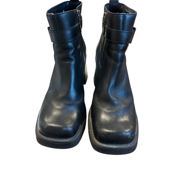 Harley Davidson Chunky Heel Black Leather Chelsea Boots - Picture 5 of 8